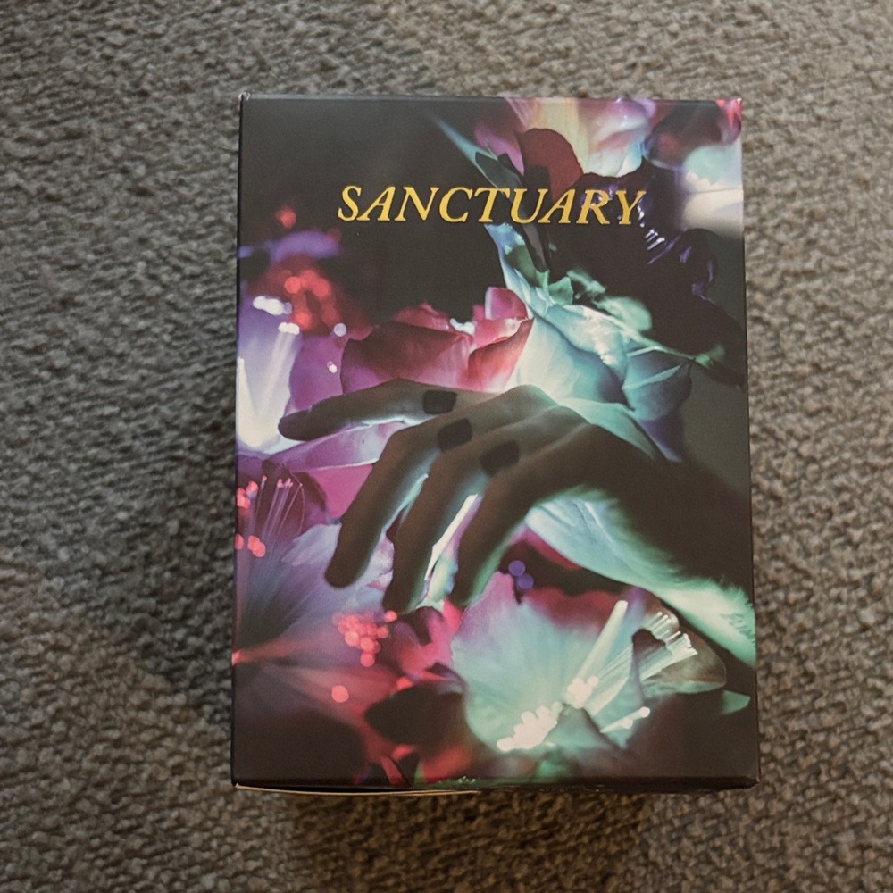 Sanctuary by Hayley Williams / Apotheke Candle